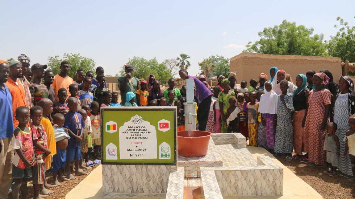 Mali'de Yaptırdığımız Su Kuyusu Tamamlandı.